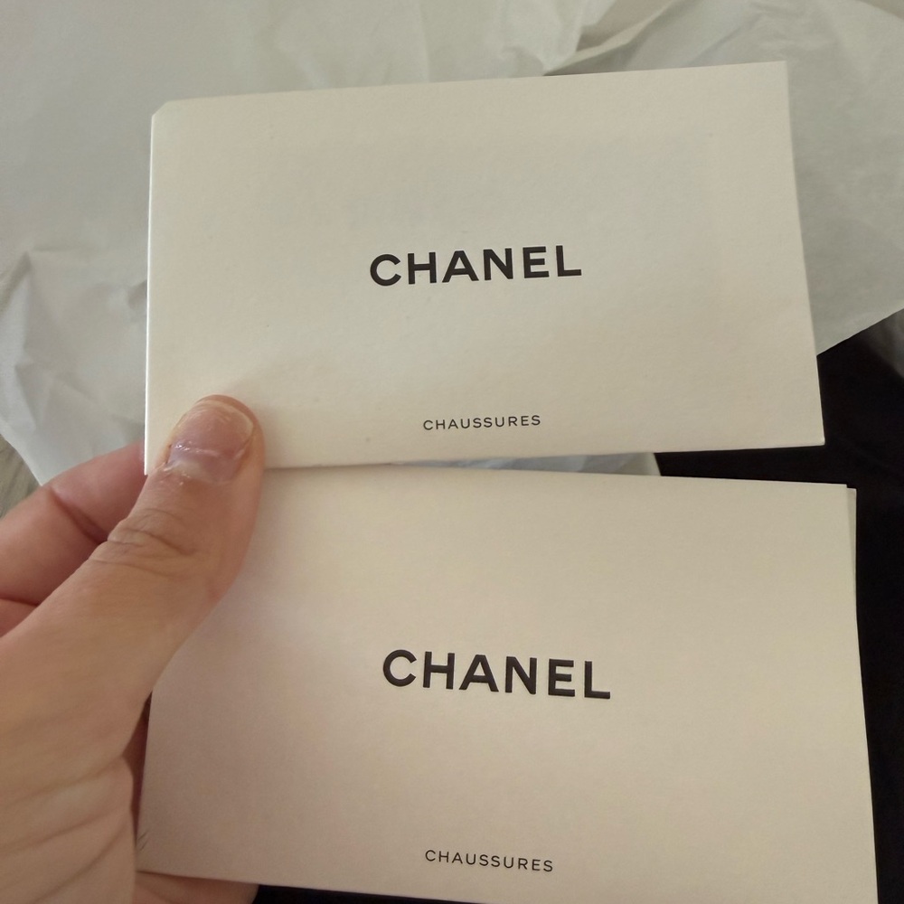 CHANEL Interlocking CC Logo Moccasins Loafers Black 38.5 Worn Once - Picture 16 of 16